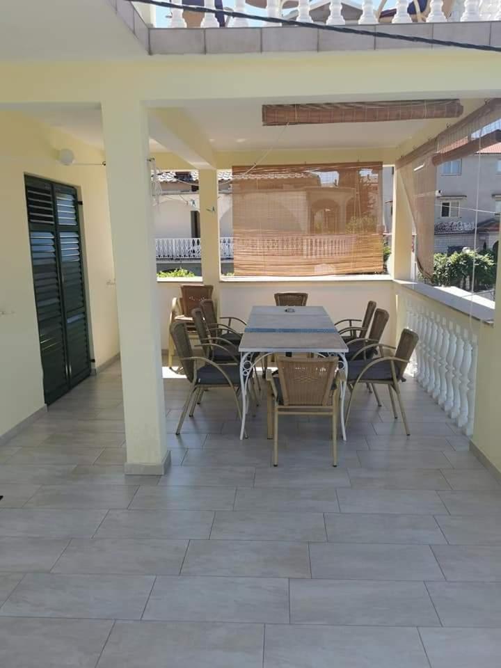 Apartments Boric Lopar Room photo
