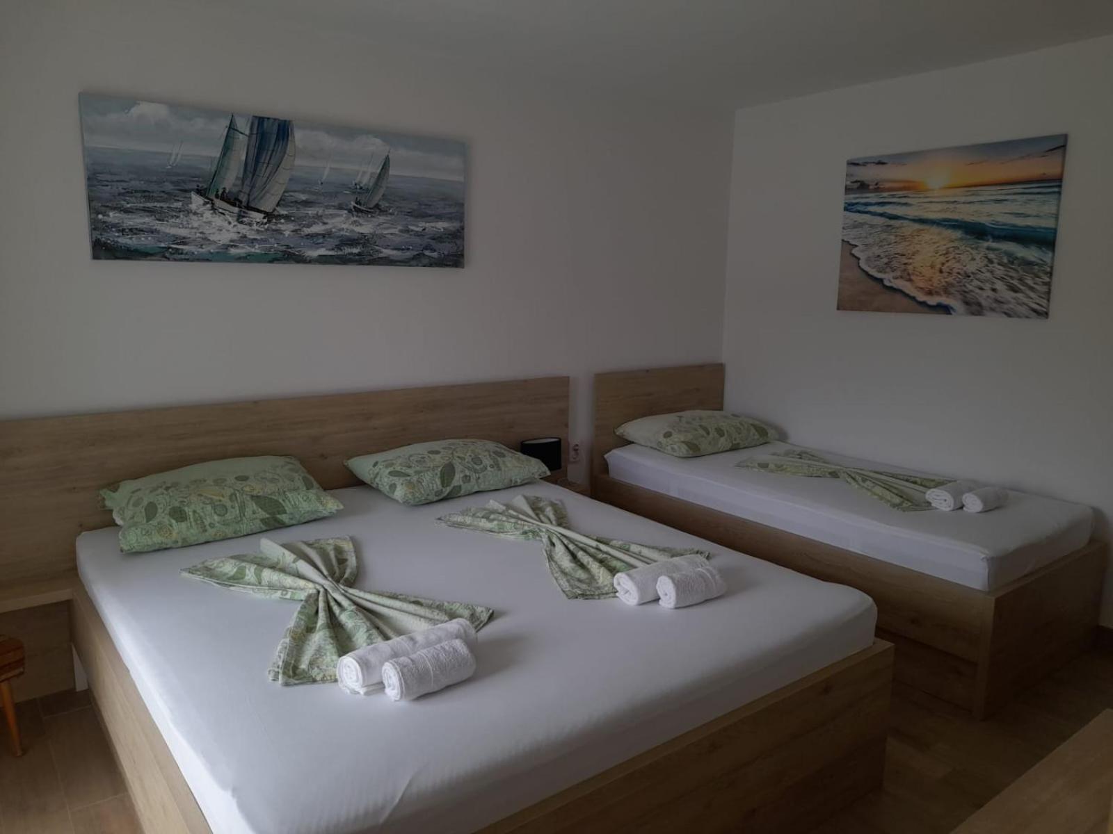Apartments Boric Lopar Room photo
